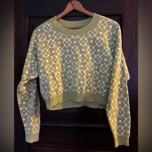 Hollister Cropped Sweater Green/ White Flower Size: Large NWOT